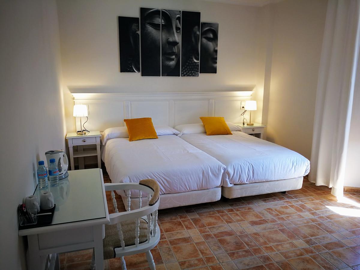 Hotel Ronda Moments Екстер'єр фото